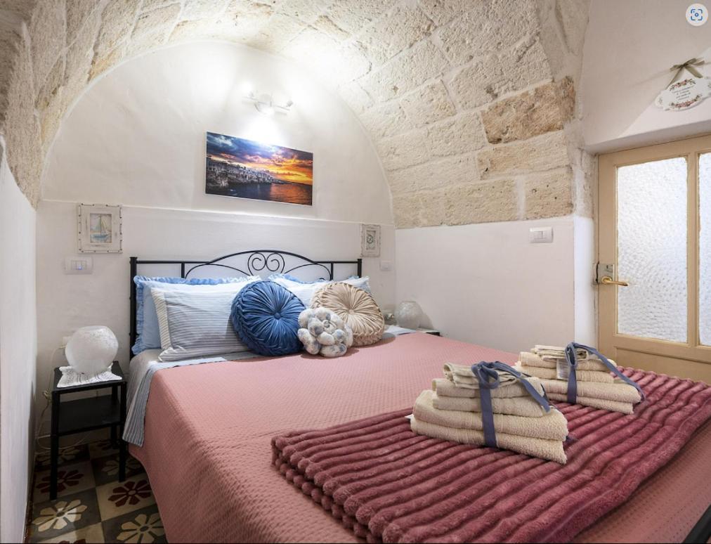 Chiarina Rooms 2 Поліньяно-а-Маре Екстер'єр фото